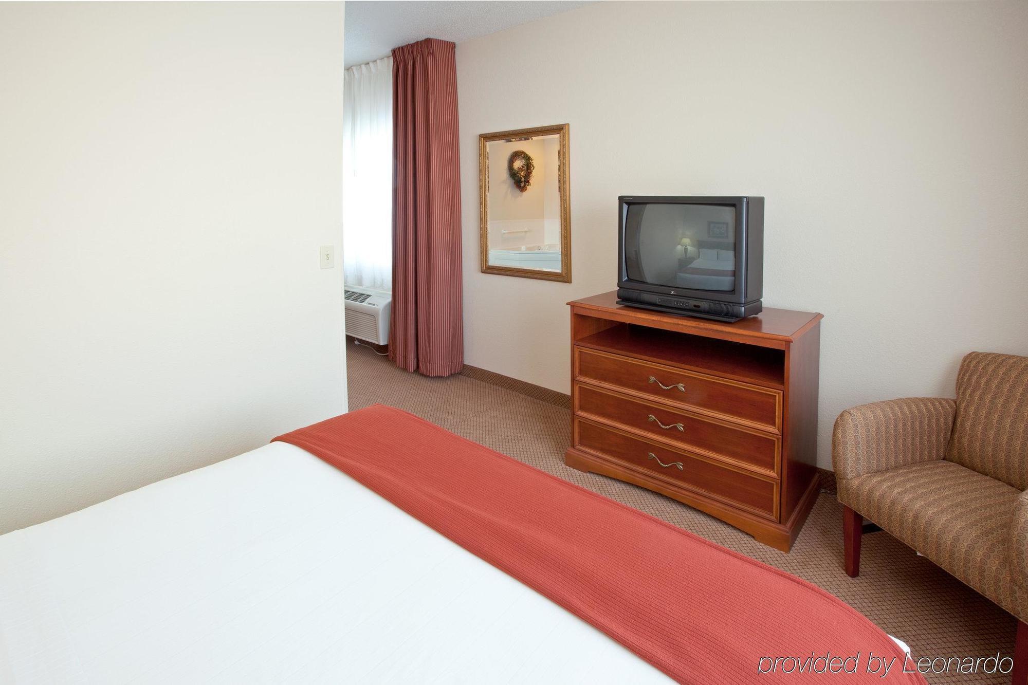 Baymont By Wyndham Chelsea Hotel Bagian luar foto