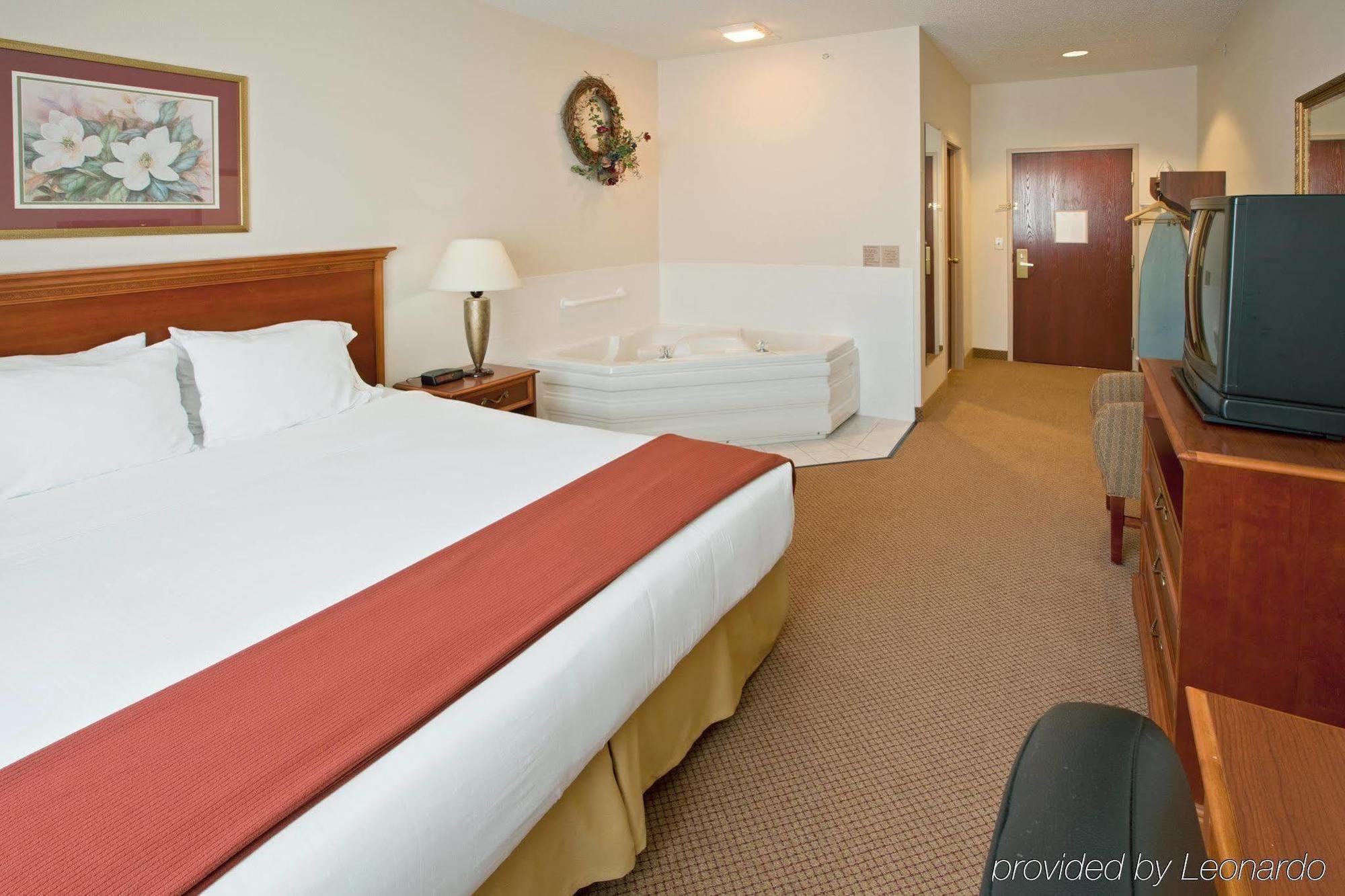 Baymont By Wyndham Chelsea Hotel Bagian luar foto