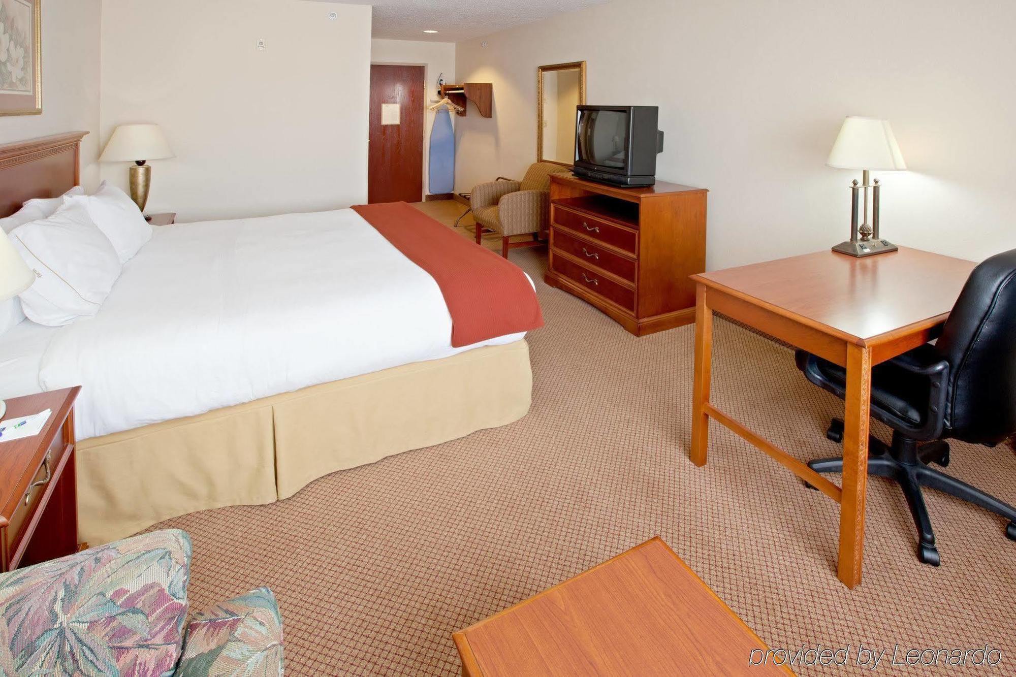 Baymont By Wyndham Chelsea Hotel Bagian luar foto