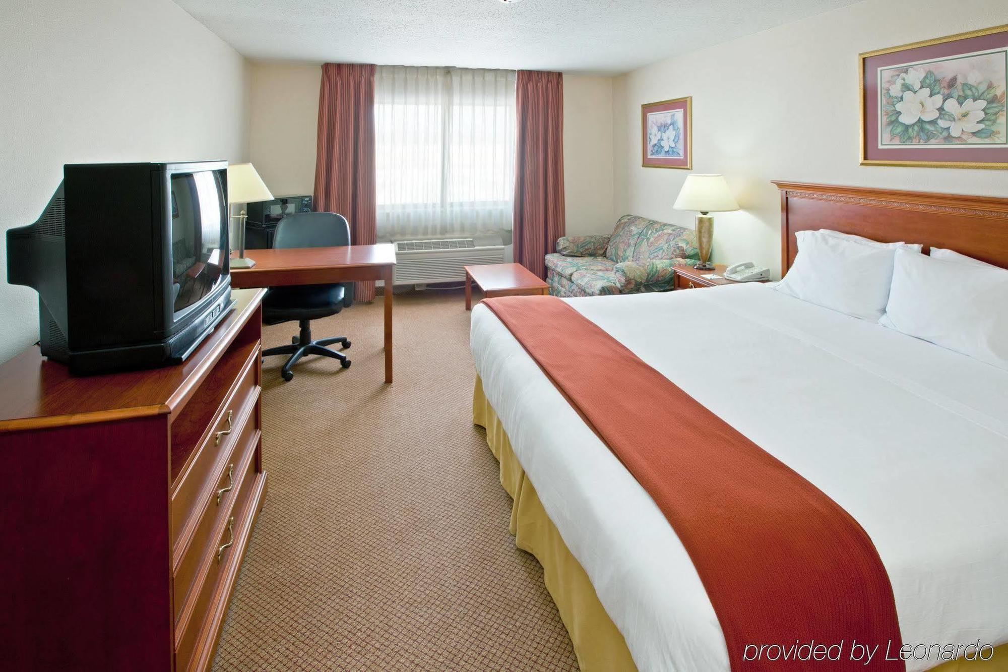Baymont By Wyndham Chelsea Hotel Bagian luar foto